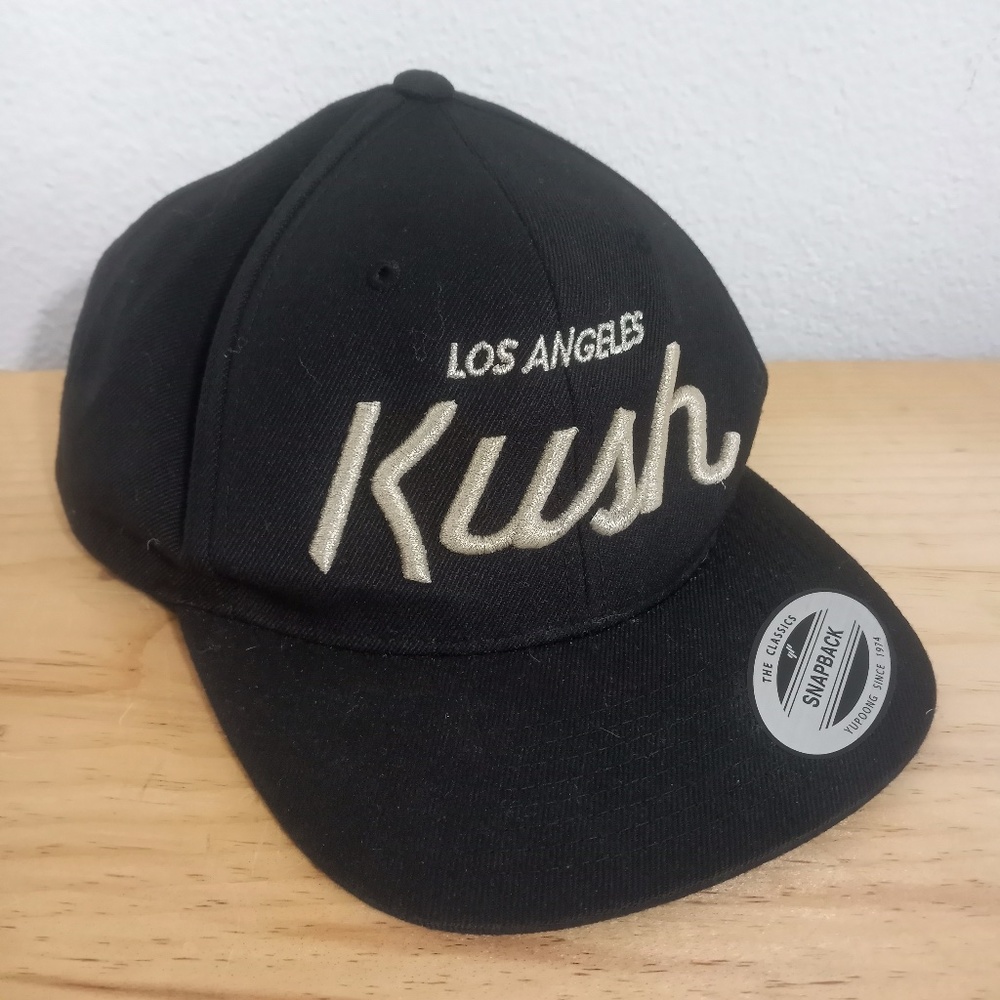 KUSH Los Angeles Ball Cap NWT Black Snapback Streetwear NEYUPONG Trucker Hat